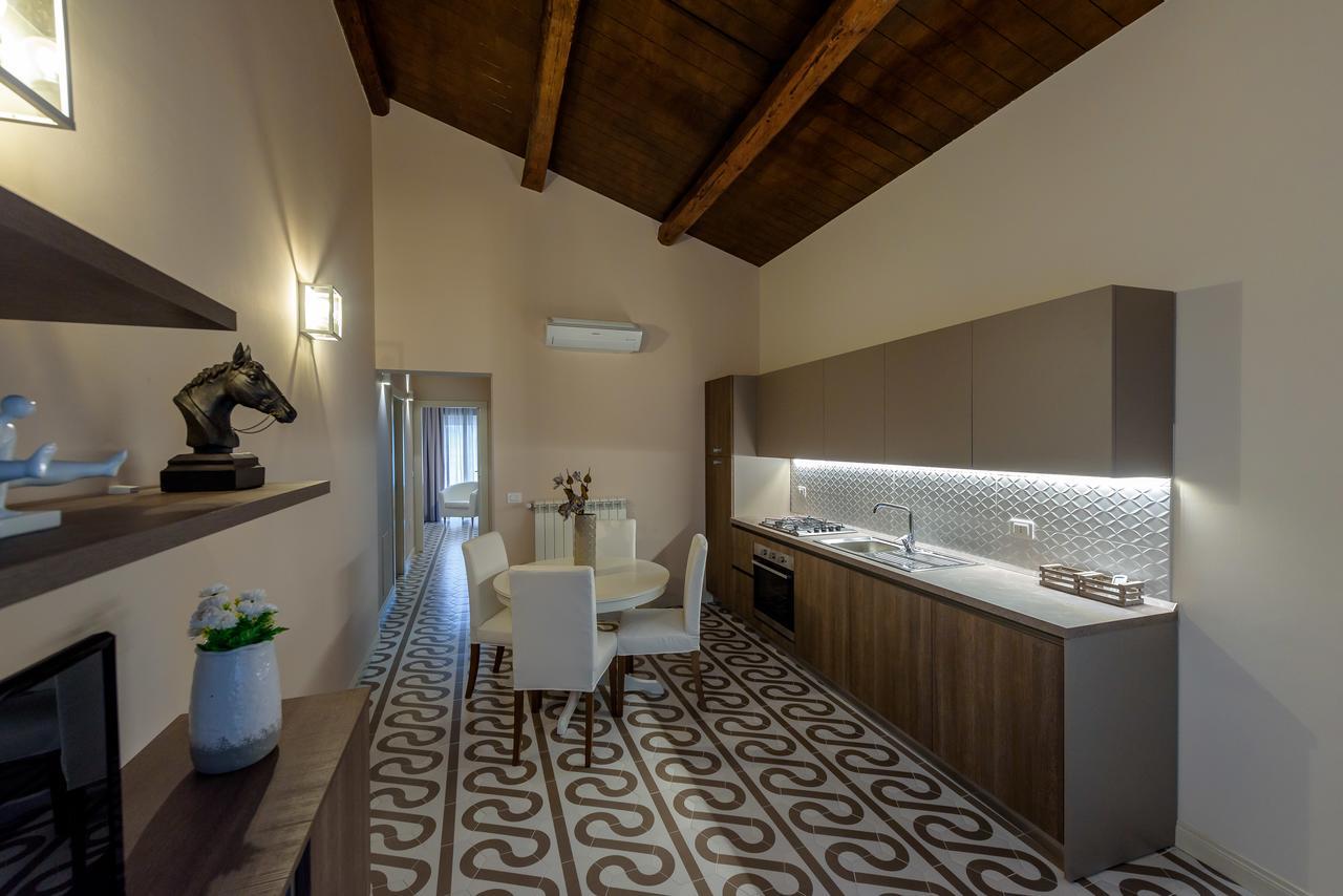 Marie Claire Apartments & Spa Васто Экстерьер фото